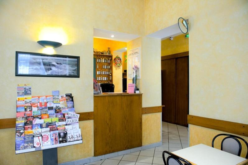 Hotel De Milan パリ エクステリア 写真